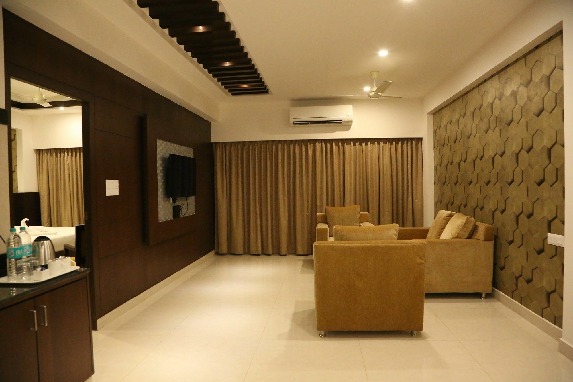 I V Sanctum Hotel Bengalúr Exteriér fotografie